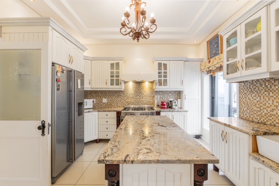 4 Bedroom Property for Sale in Napier Western Cape